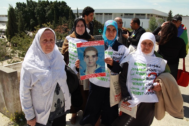 Mothers of the disappeared, and representatives of SOS Disparus who managed to make the forum - Algerian Cultural Collective