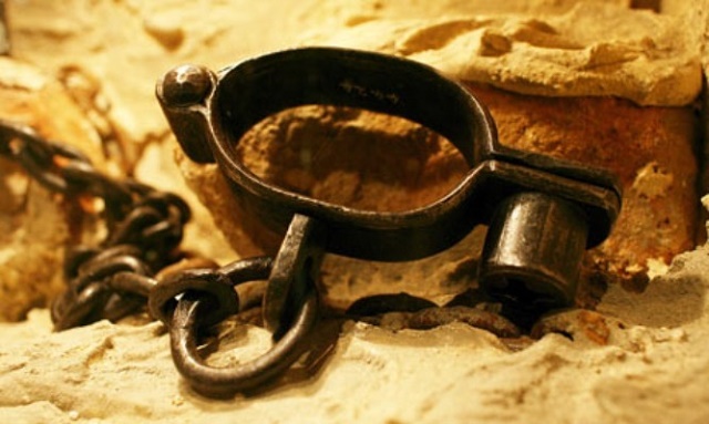 Slave-trade-shackles